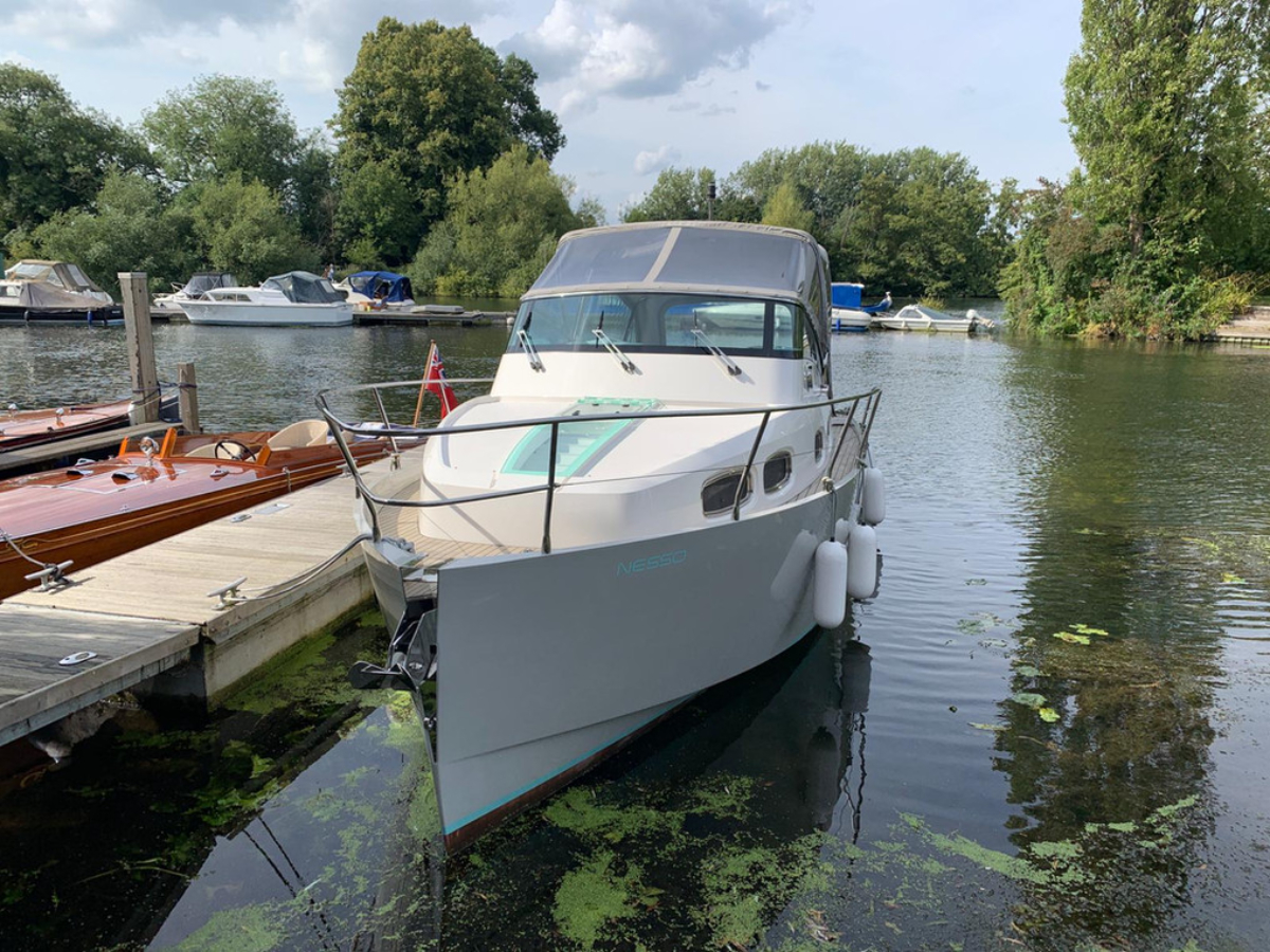 Boat Valeting River Thames